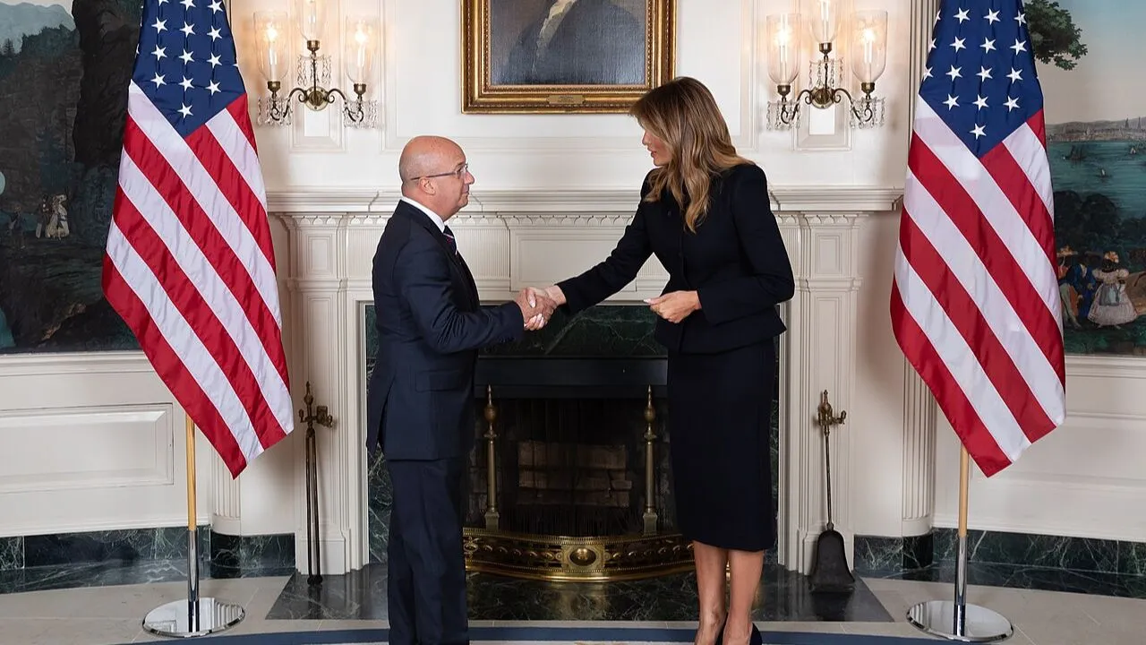 Iván Simonovis junto a la primera dama estadounidense Melania Trump.